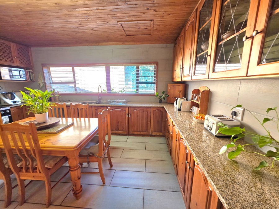 5 Bedroom Property for Sale in Panorama Free State